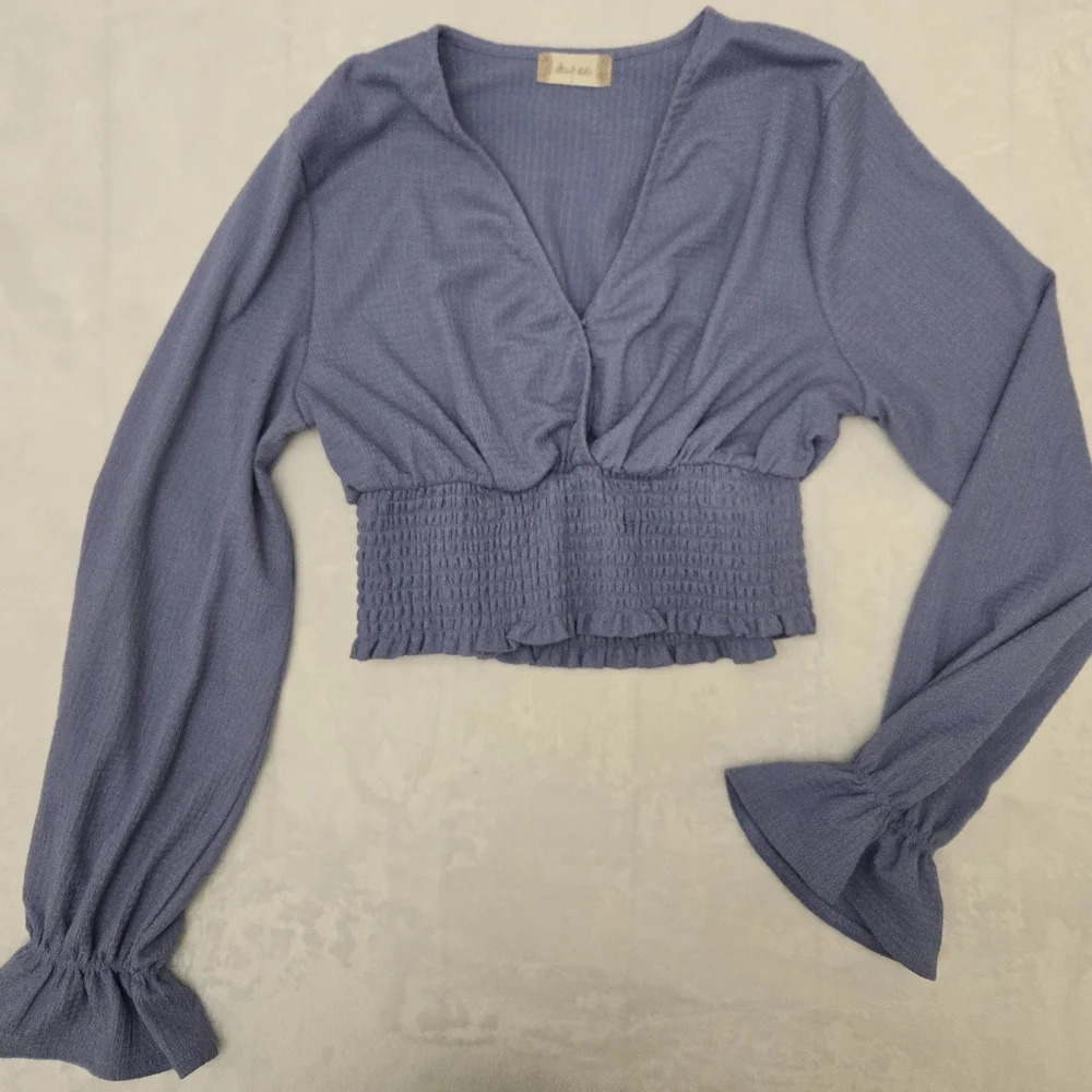 Cropped Smocked Waist V-Neck Long Sleeve Top - Lavender Blue
